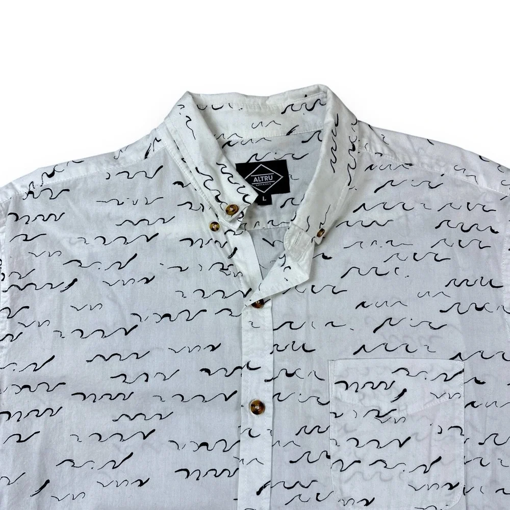 Altru Men's Dress Shirt‎ Large White Black Waves Long Sleeve Button Down
